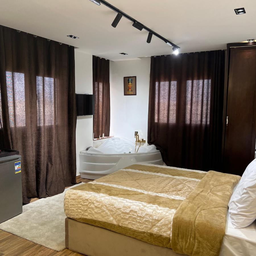 White Pyramids Inn Nazlat as Sammān 外观 照片