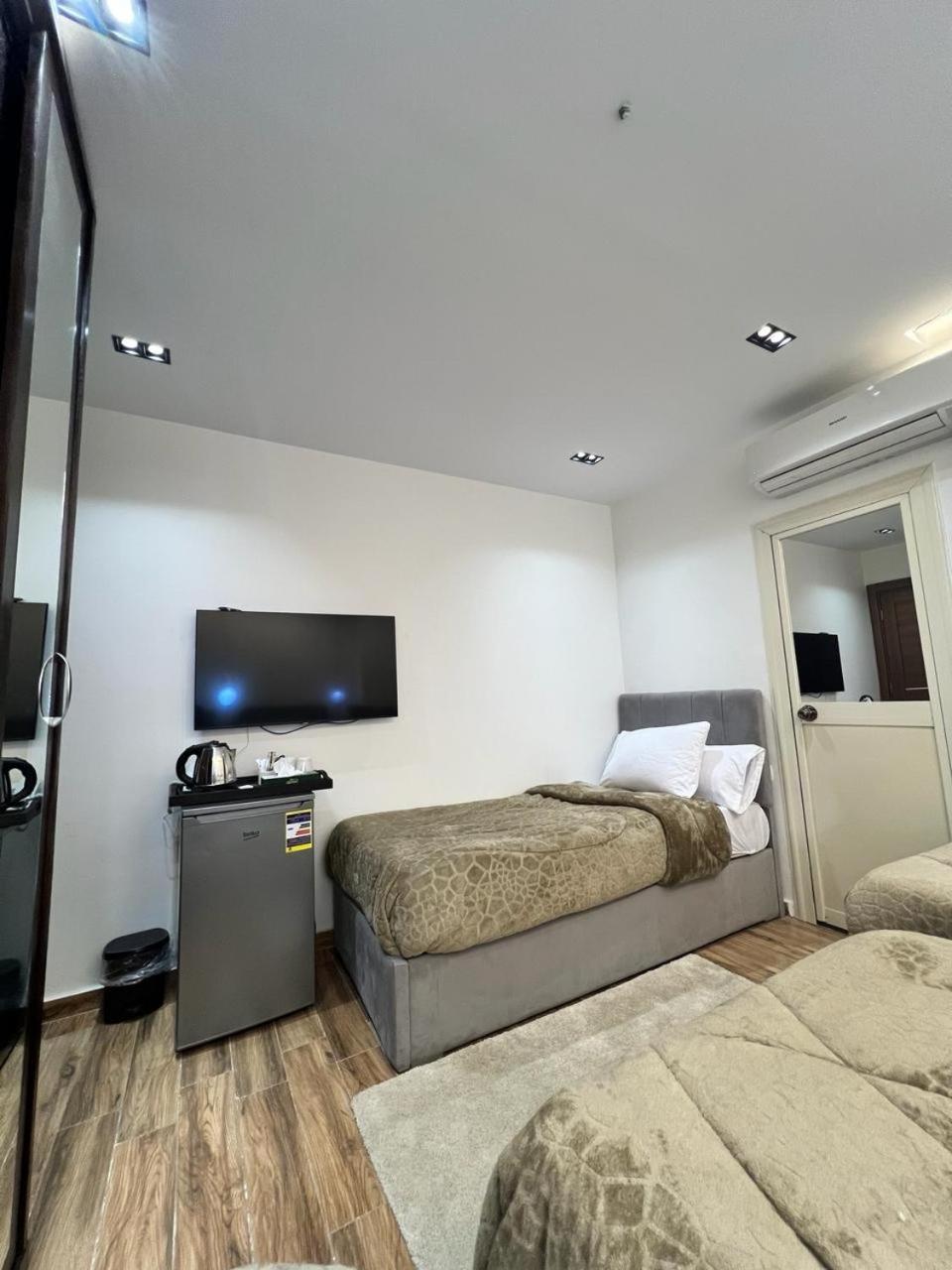 White Pyramids Inn Nazlat as Sammān 外观 照片